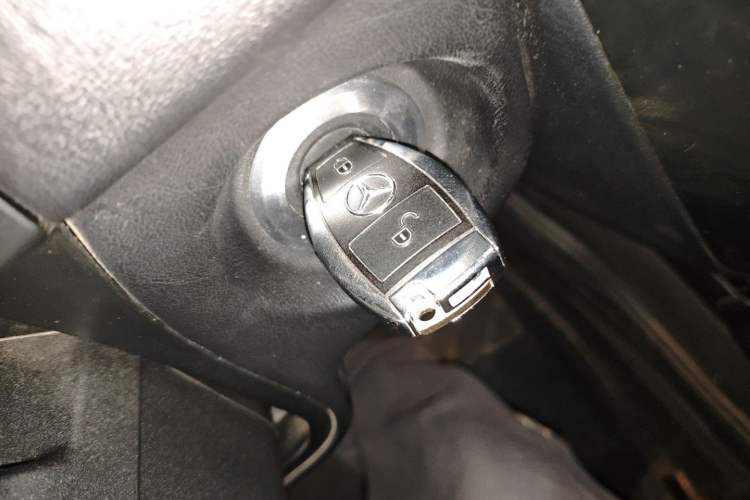 Used Mercedes-Benz G-Class 2017 G 350 d Vehicle Key