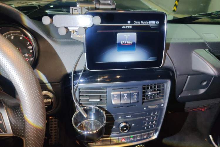 Used Mercedes-Benz G-Class 2017 G 500 Audio And AC Panel