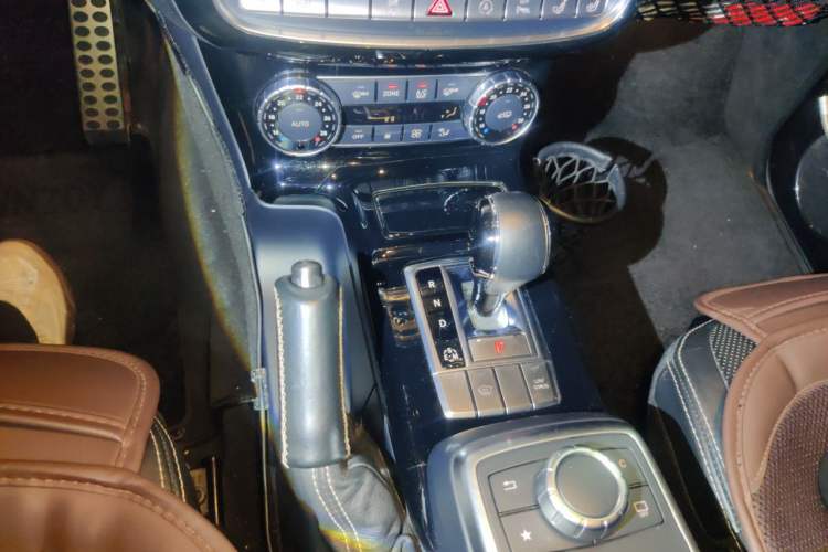 Used Mercedes-Benz G-Class 2017 G 500 Gear Lever