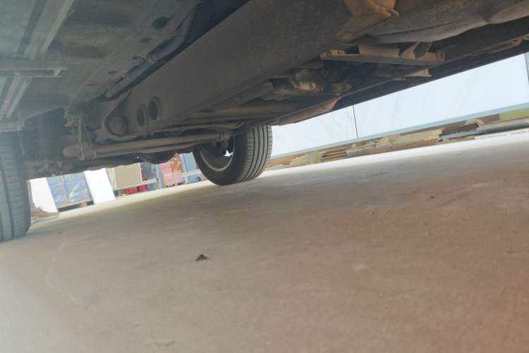 Used Mercedes-Benz G-Class  Chassis Rear Left