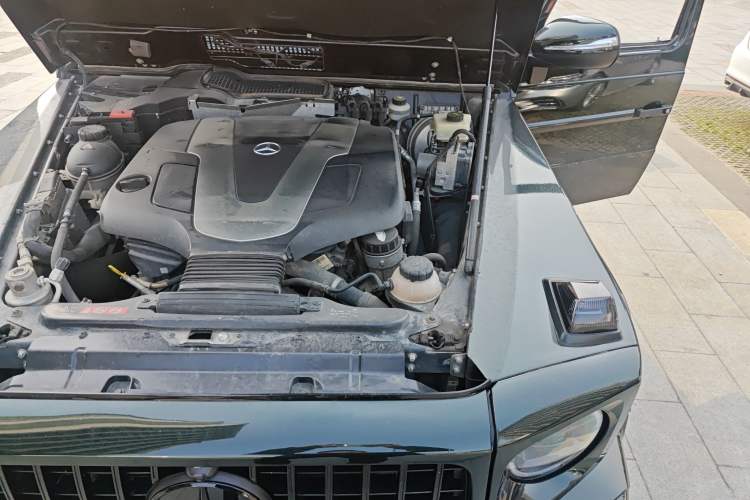 Used Mercedes-Benz G-Class 2017 G 350 d Engine Bay Left