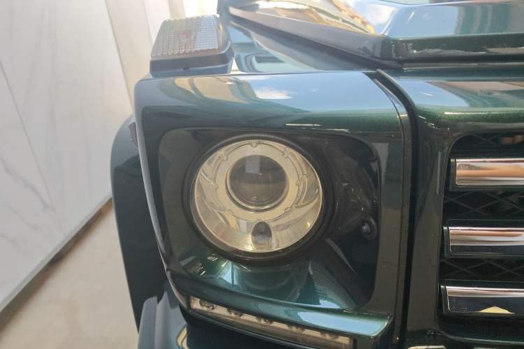 Used Mercedes-Benz G-Class  Right Front Headlight