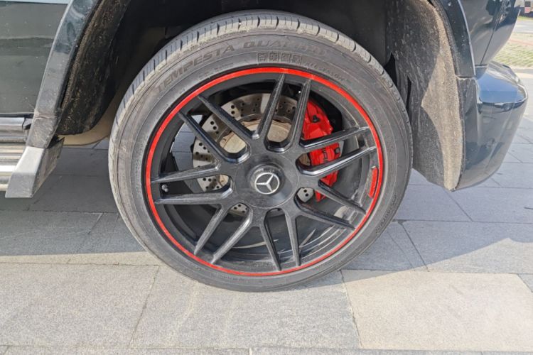 Used Mercedes-Benz G-Class 2017 G 350 d Right Front Wheel Hub