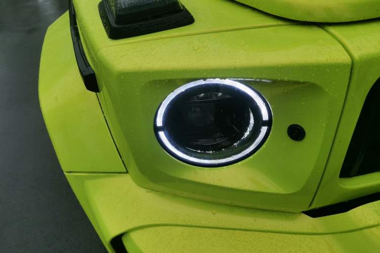 Used Mercedes-Benz G-Class 2017 G 350 d Right Front Headlight