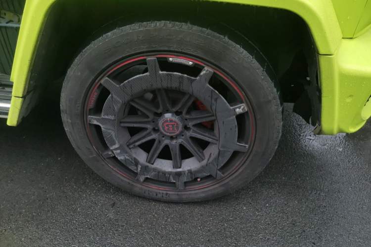 Used Mercedes-Benz G-Class 2017 G 350 d Right Front Wheel Hub