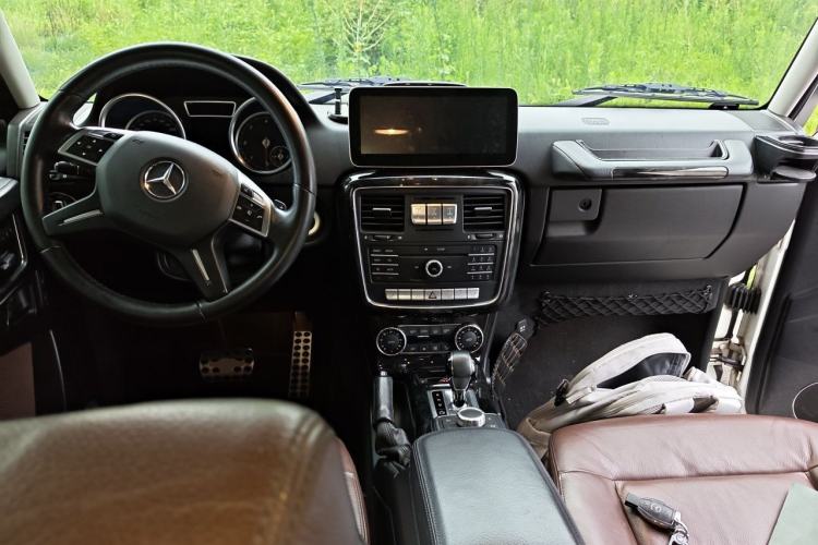Used Mercedes-Benz G-Class 2017 G 350 d Center Console