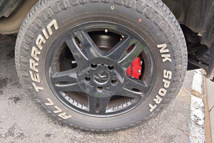 Used Mercedes-Benz G-Class 2017 G 350 d Right Front Wheel Hub