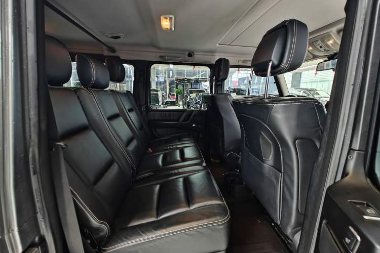 Used Mercedes-Benz G-Class 2017 G 500 Interior 10