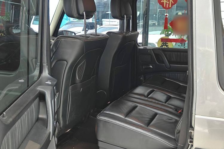 Used Mercedes-Benz G-Class 2017 G 500 Interior 8