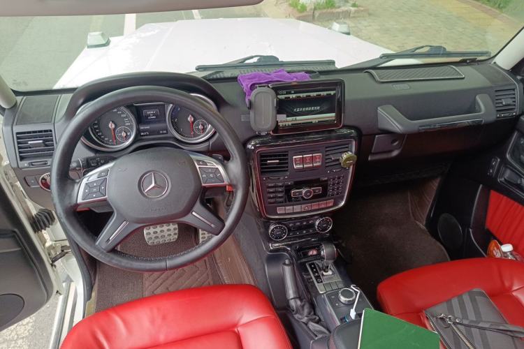 Used Mercedes-Benz G-Class 2017 G 350 d Center Console