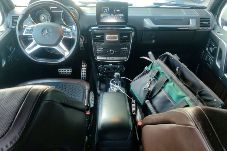 Used Mercedes-Benz G-Class 2017 G 500 Center Console
