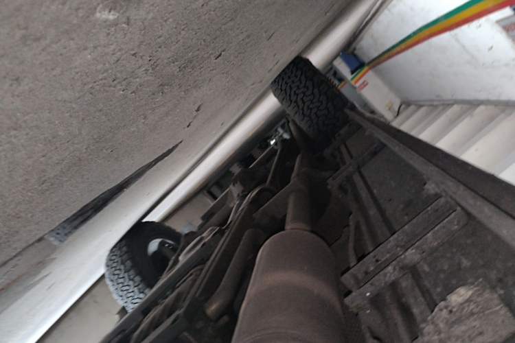 Used Mercedes-Benz G-Class  Chassis Front Right