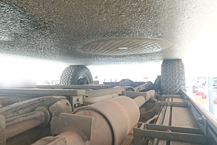 Used Mercedes-Benz G-Class  Chassis Front Right