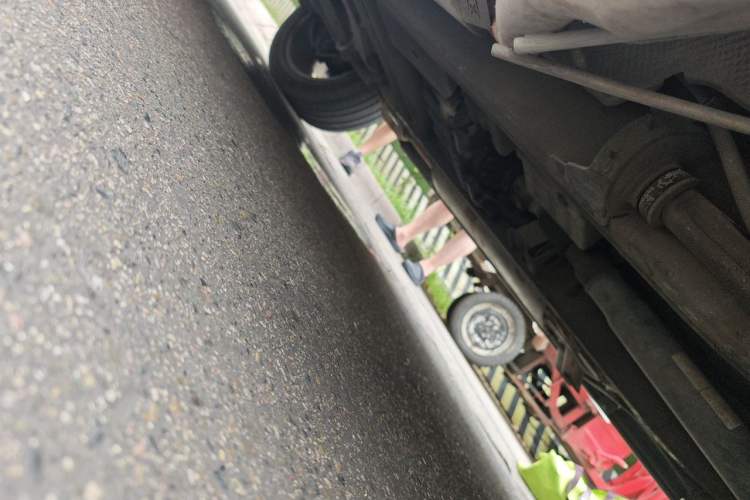 Used Mercedes-Benz G-Class 2017 G 500 Chassis Rear Left