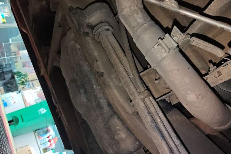 Used Mercedes-Benz G-Class  Chassis Rear Left