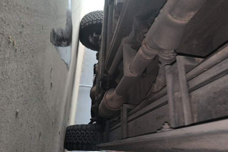 Used Mercedes-Benz G-Class  Chassis Rear Right