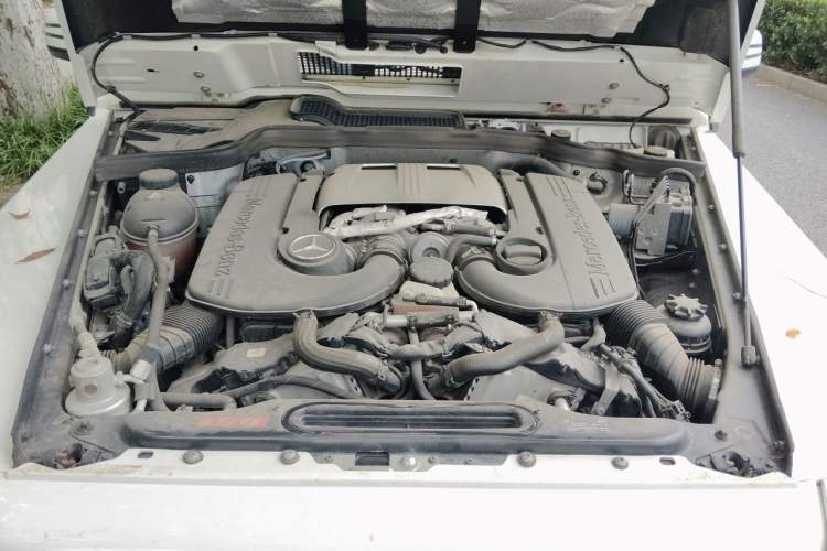 Used Mercedes-Benz G-Class  Engine Bay