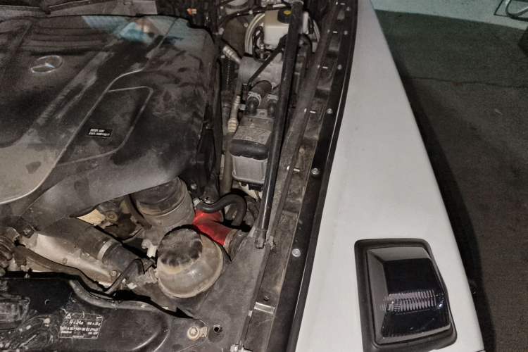 Used Mercedes-Benz G-Class 2017 G 350 d Engine Bay Left