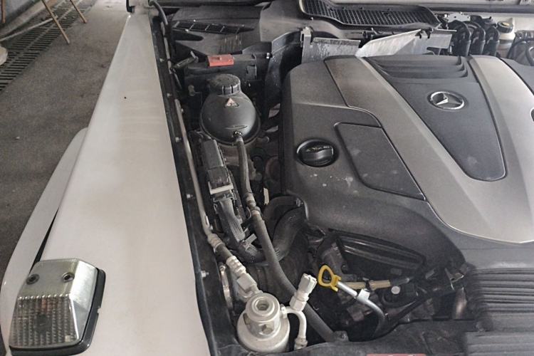 Used Mercedes-Benz G-Class  Engine Bay Right