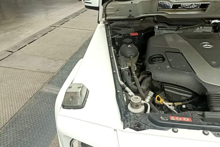 Used Mercedes-Benz G-Class  Engine Bay Right