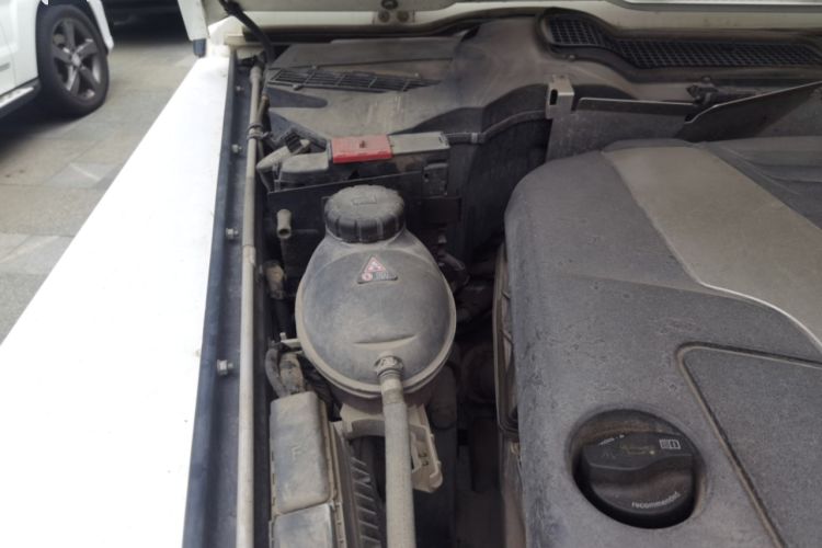Used Mercedes-Benz G-Class 2017 G 350 d Engine Bay Right