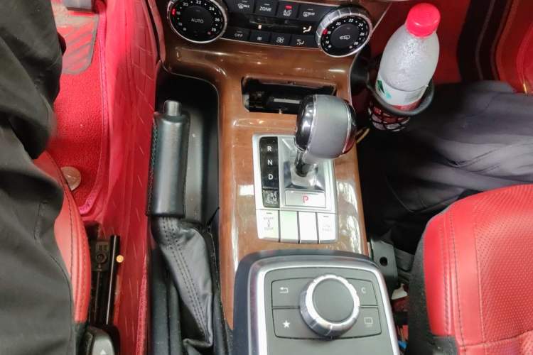 Used Mercedes-Benz G-Class  Gear Lever