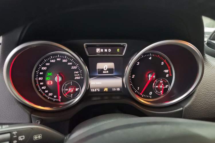 Used Mercedes-Benz G-Class  Instrument Cluster