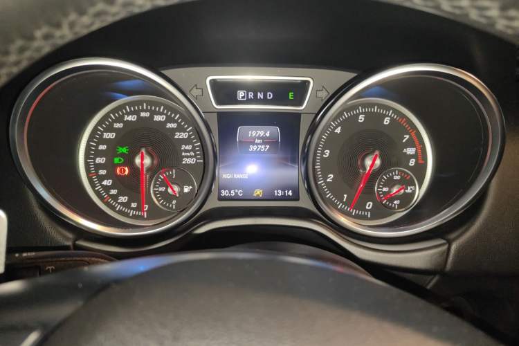Used Mercedes-Benz G-Class 2017 G 500 Instrument Cluster