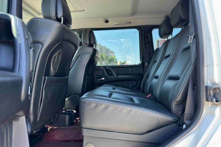 Used Mercedes-Benz G-Class 2017 G 500 Interior 13