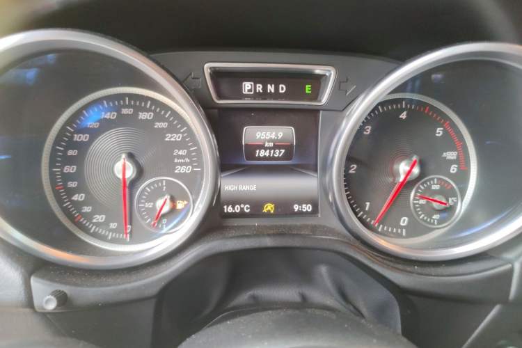 Used Mercedes-Benz G-Class 2017 G 350 d Odometer Close Up