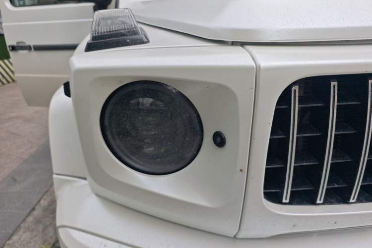Used Mercedes-Benz G-Class 2017 G 500 Right Front Headlight