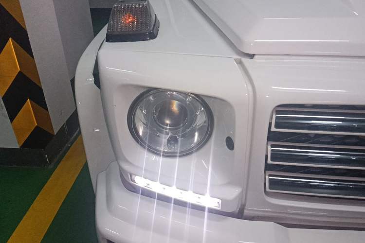 Used Mercedes-Benz G-Class 2017 G 350 d Right Front Headlight