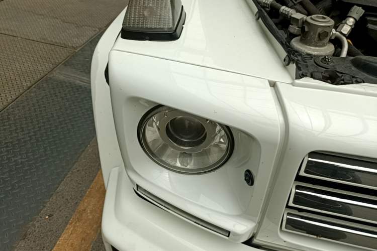 Used Mercedes-Benz G-Class  Right Front Headlight