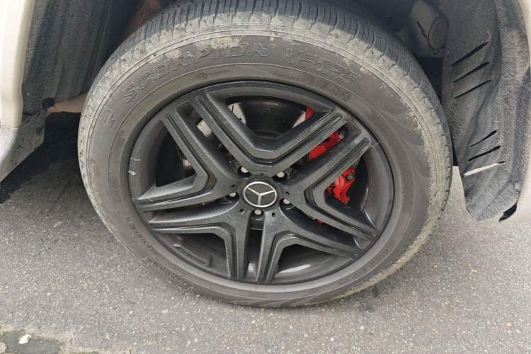 Used Mercedes-Benz G-Class 2017 G 500 Right Front Wheel Hub