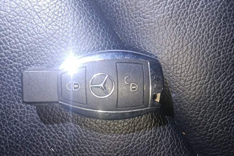 Used Mercedes-Benz G-Class 2017 G 350 d Vehicle Key