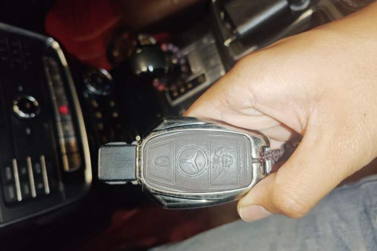 Used Mercedes-Benz G-Class 2017 G 350 d Vehicle Key