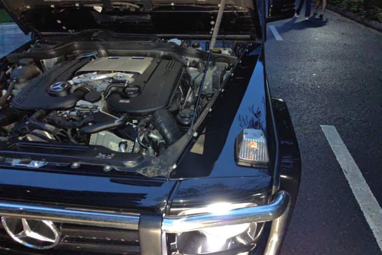 Used Mercedes-Benz G-Class  Engine Bay Left
