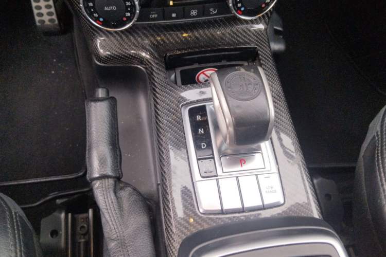 Used Mercedes-Benz G-Class  Gear Lever