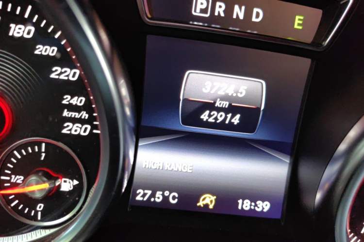 Used Mercedes-Benz G-Class  Odometer Close Up