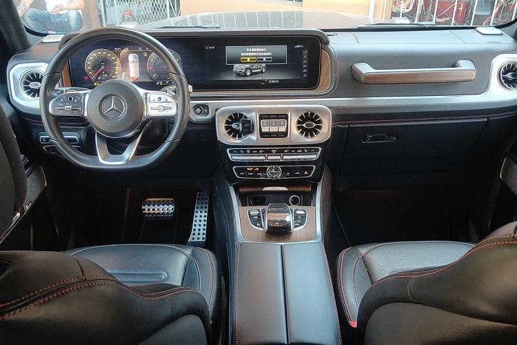 Used Mercedes-Benz G-Class  Center Console