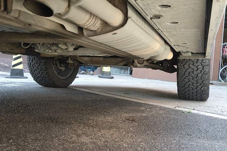 Used Mercedes-Benz G-Class  Chassis Rear Right