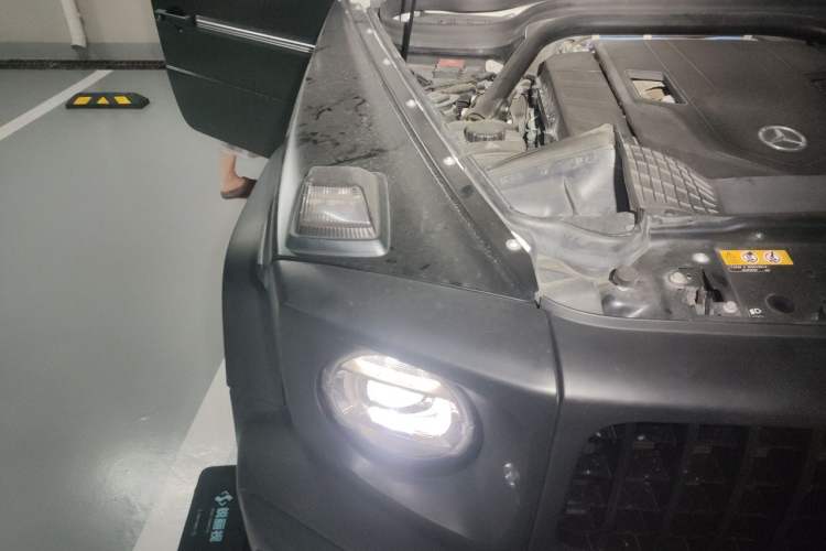 Used Mercedes-Benz G-Class 2019 G 500 Engine Bay Right