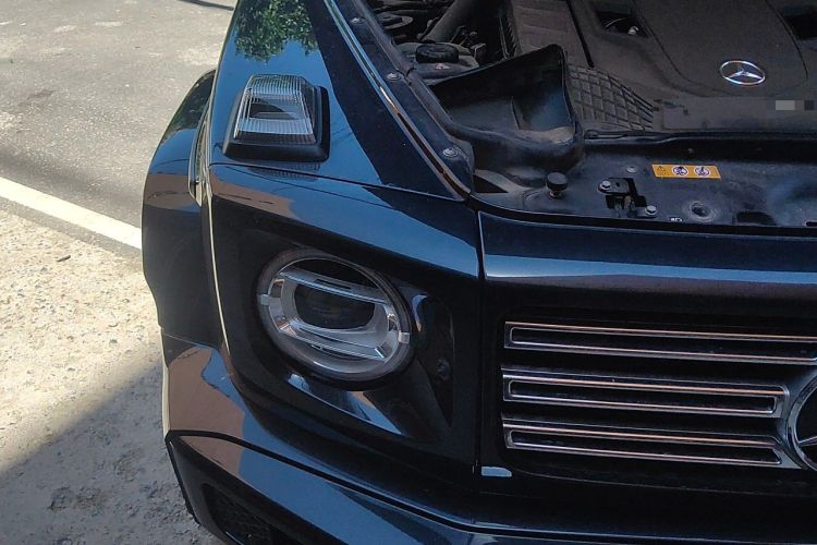 Used Mercedes-Benz G-Class  Engine Bay Right