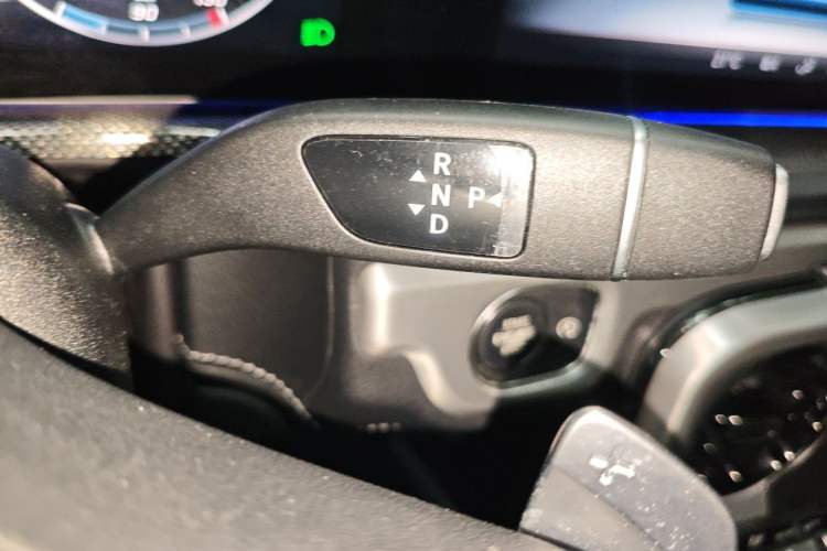 Used Mercedes-Benz G-Class 2019 G 500 Gear Lever