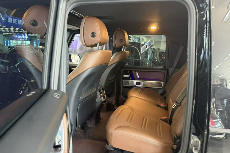 Used Mercedes-Benz G-Class 2019 Facelifted G 500 Interior 1