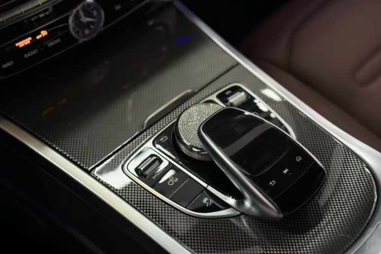 Used Mercedes-Benz G-Class 2019 Facelifted G 500 Interior 5