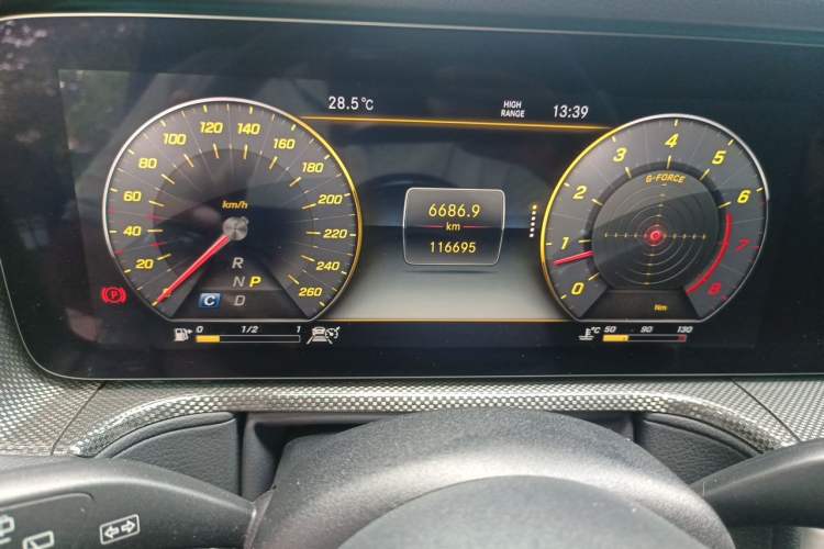 Used Mercedes-Benz G-Class 2019 Facelifted G 500 Odometer Close Up