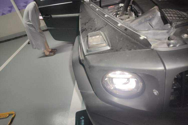 Used Mercedes-Benz G-Class 2019 G 500 Right Front Headlight