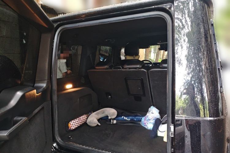 Used Mercedes-Benz G-Class 2019 G 500 Trunk
