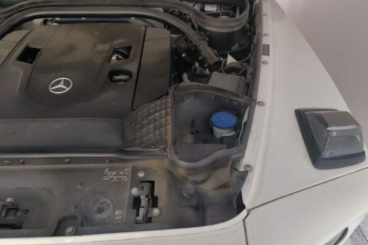 Used Mercedes-Benz G-Class 2019 G 500 Engine Bay Left